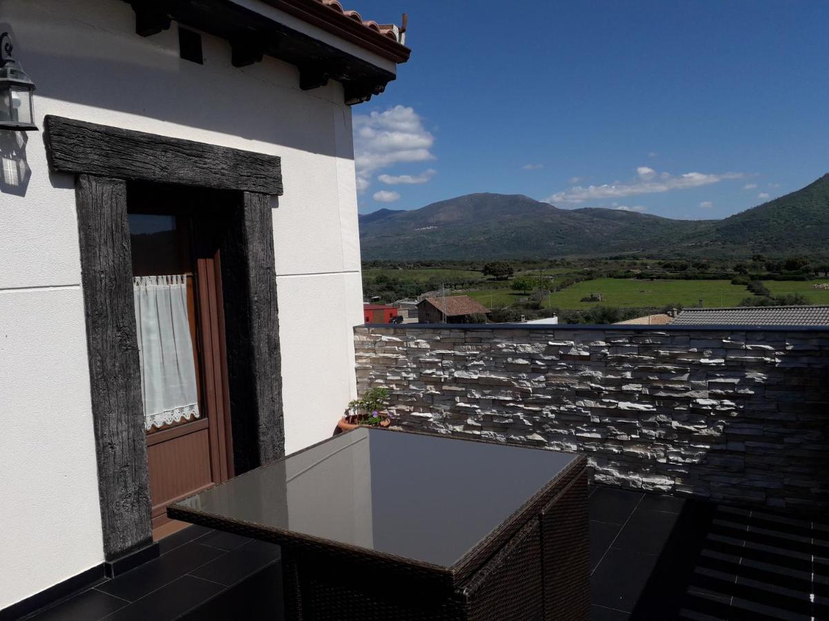 Vía Caparra Superior Oliva de Plasencia Exterior foto